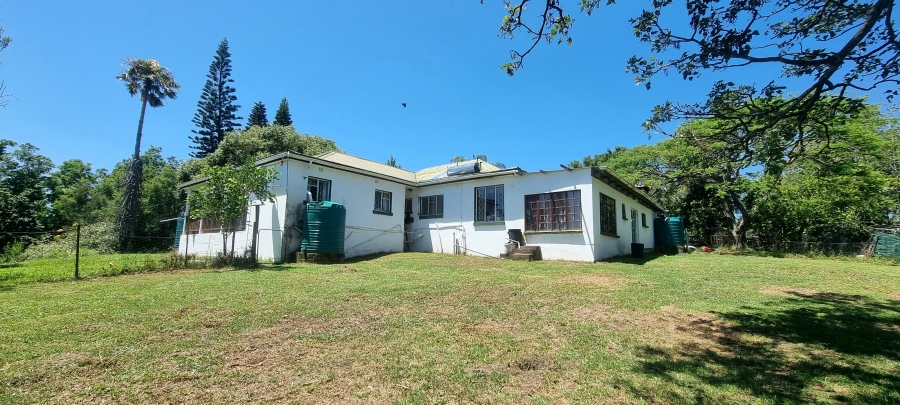 4 Bedroom Property for Sale in Summerpride Eastern Cape